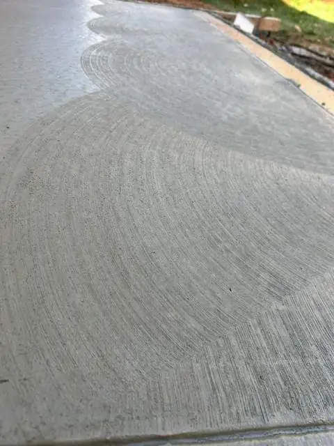 Smooth trowel concrete finish