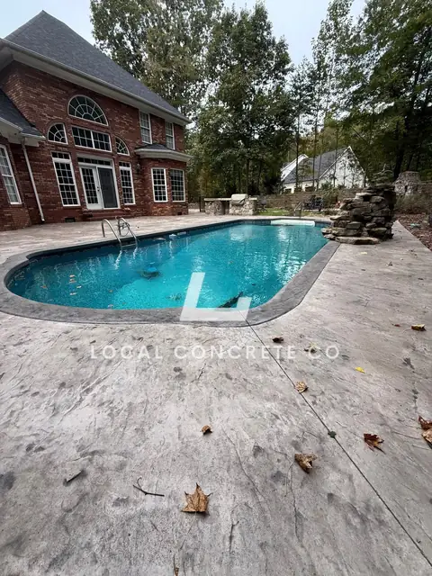 Concrete pool deck
