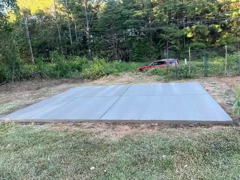Concrete shed and pole barn pad